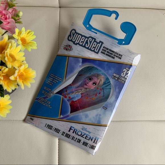 NWT FROZEN-ELSA SuperSled Nylon FramelessKite-32”L - Picture 2 of 4